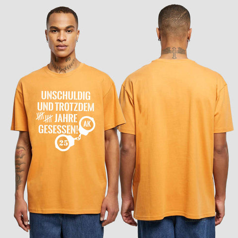 1008 "Unschuldig" Abschluss Oversize T-Shirt einseitig bedruckt