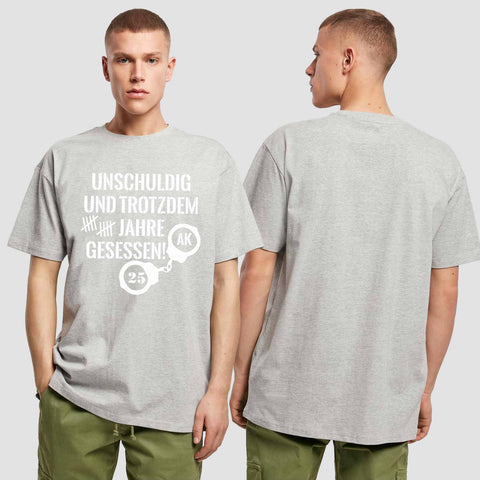 1008 "Unschuldig" Abschluss Oversize T-Shirt einseitig bedruckt